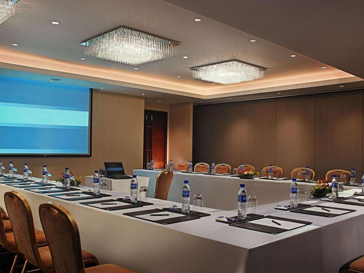 Joy Nostalg Hotel And Suites Manila Managed By The Ascott Limited Pasig City Kültér fotó